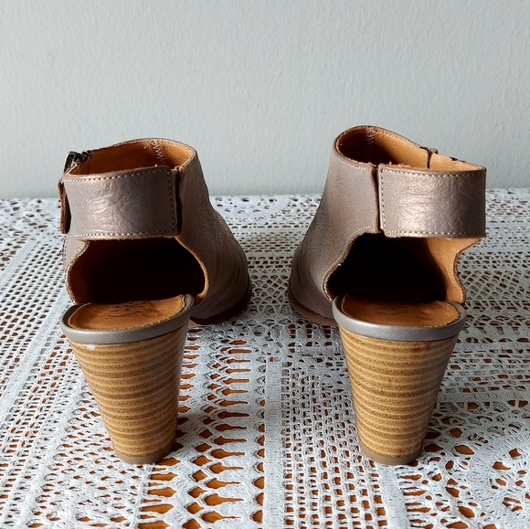 Karston Slingback Sandals Size 39 Leather Snake Print Zipper Two-tone Shoes - Picture 10 of 14